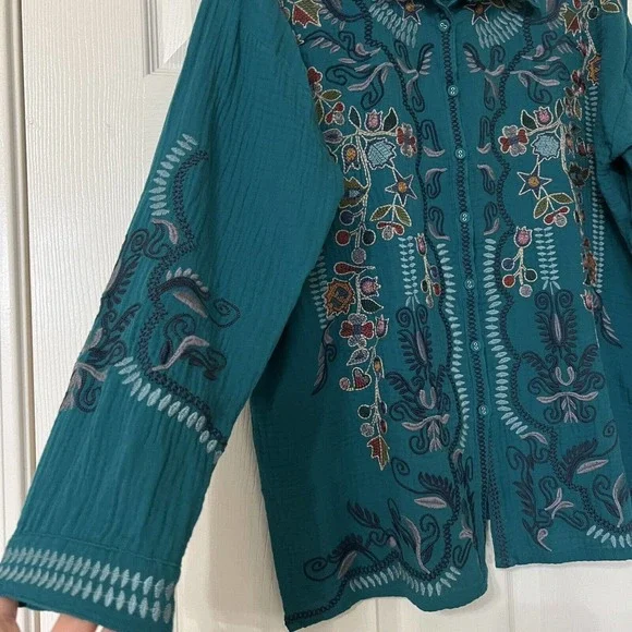 Johnny Was NWOT Merrick Embroidered Button Down Shirt Gauze Tunic Teal Green - Picture 4 of 8